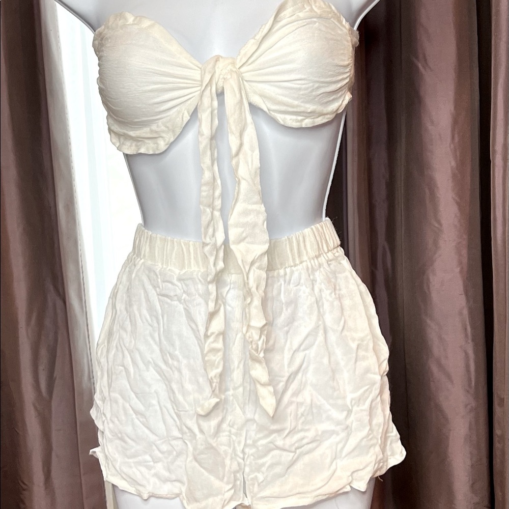 White beach two piece set detail shorts and tie crop